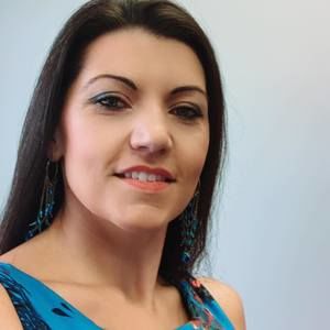 Meet your Posher, Irena